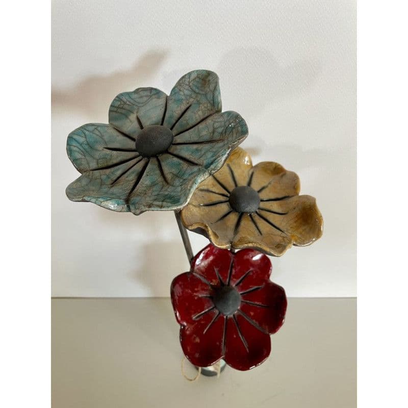 Ceramic Raku vase with 3 flowers — 2