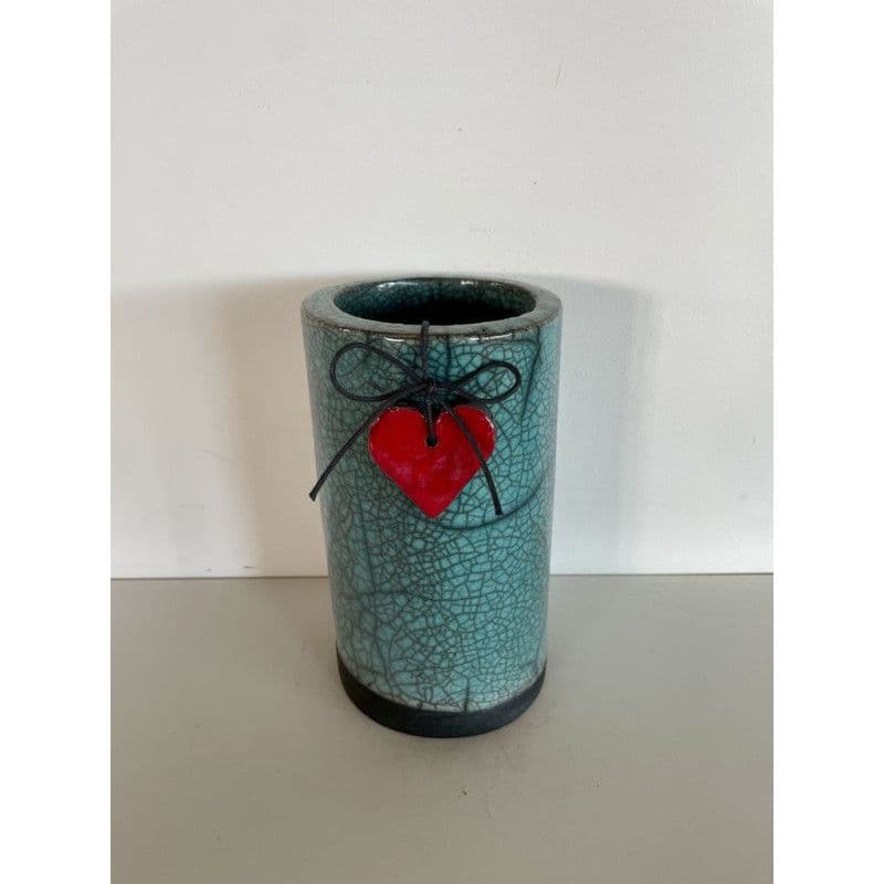 Vase Céramique Raku avec Son Petit Coeur Rouge — 1