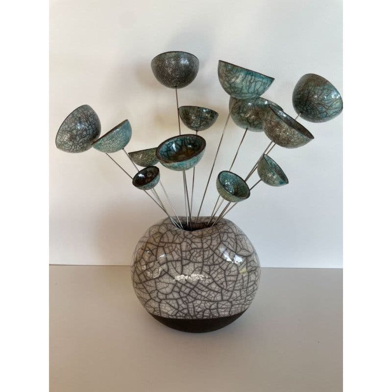 Vase Contemporain et ses Superbes Fleurs Céramique Raku — 3